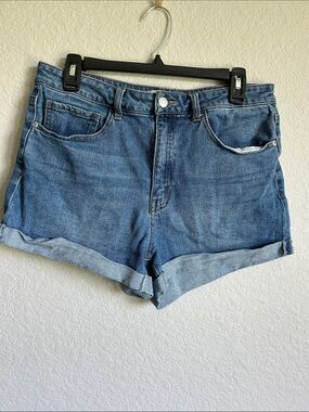Women's Mid-Blue Denim Roll Cuff Jean Shorts